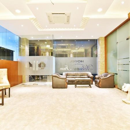 Capital O 8510 Welcome Inn Amritsar Extérieur photo