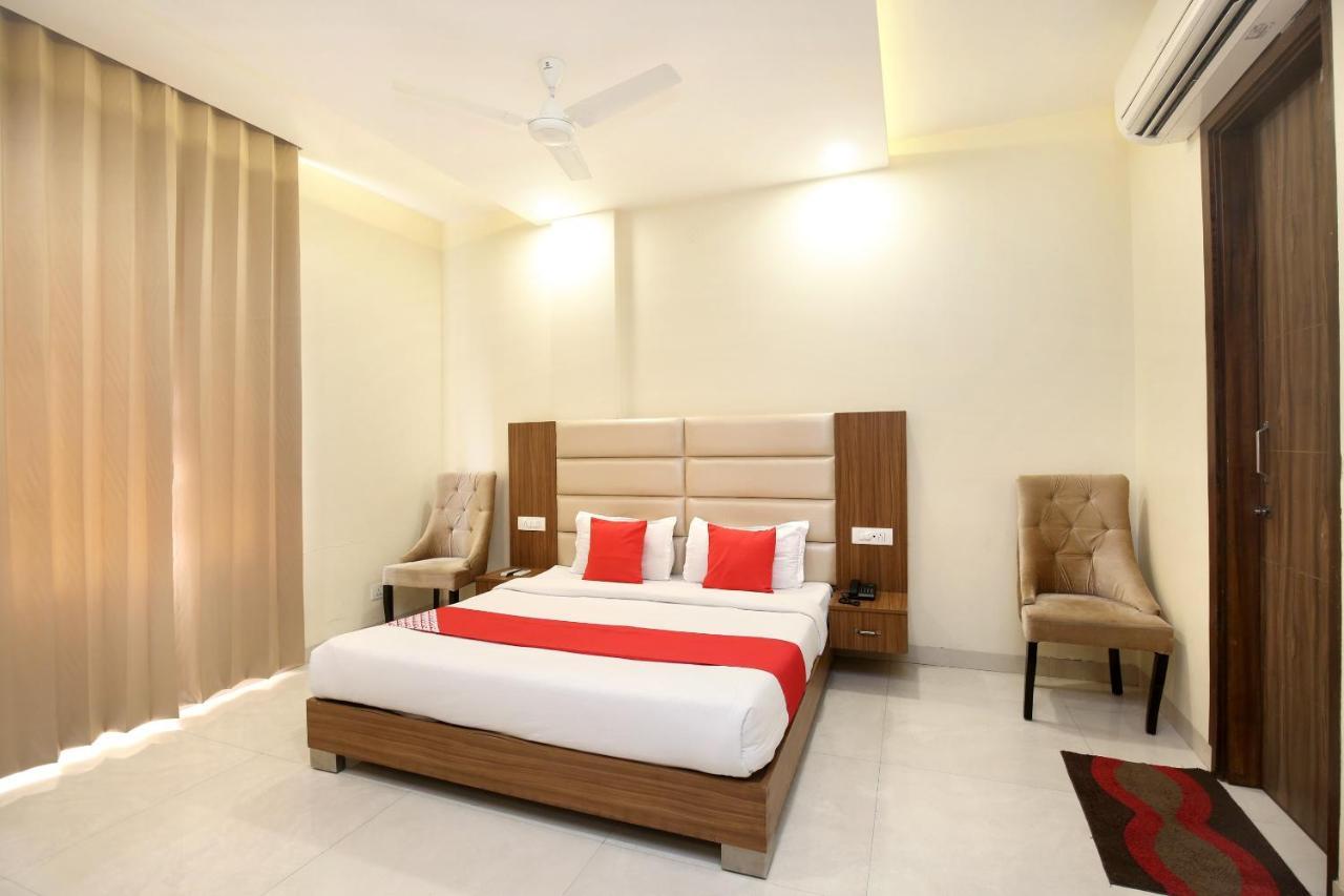 Capital O 8510 Welcome Inn Amritsar Extérieur photo