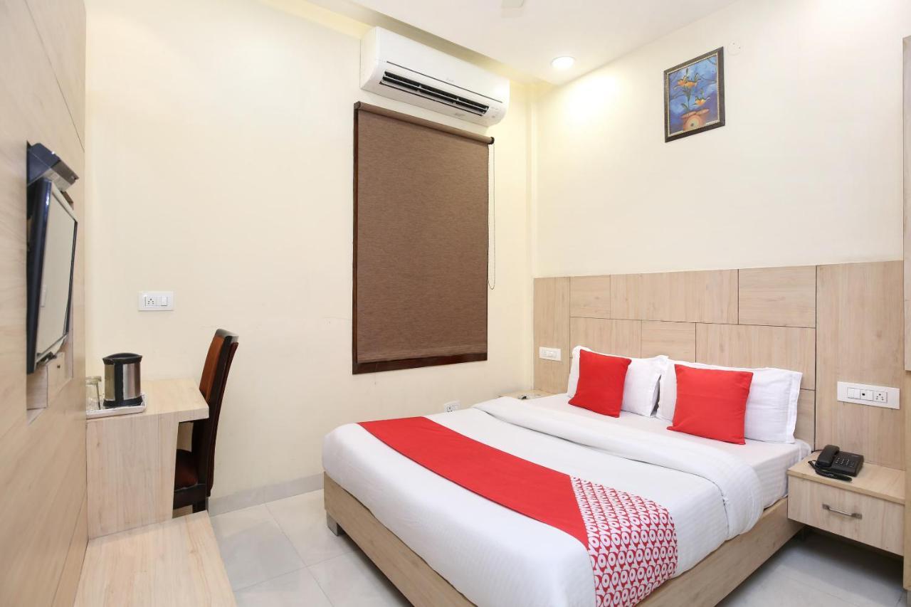 Capital O 8510 Welcome Inn Amritsar Extérieur photo