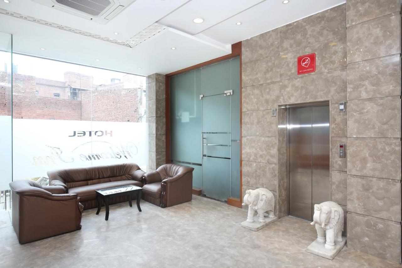 Capital O 8510 Welcome Inn Amritsar Extérieur photo