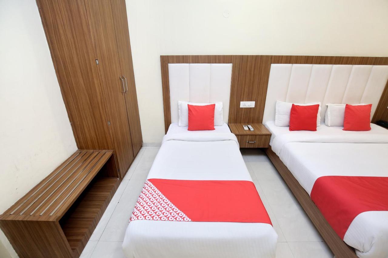 Capital O 8510 Welcome Inn Amritsar Extérieur photo