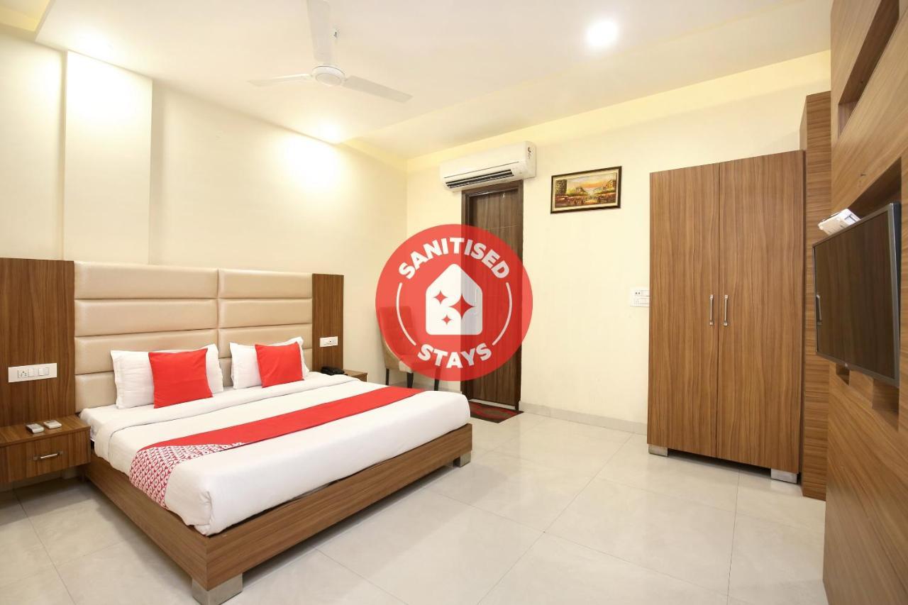 Capital O 8510 Welcome Inn Amritsar Extérieur photo