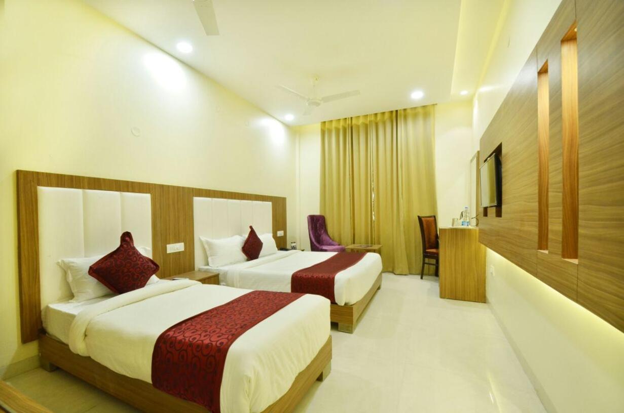 Capital O 8510 Welcome Inn Amritsar Extérieur photo
