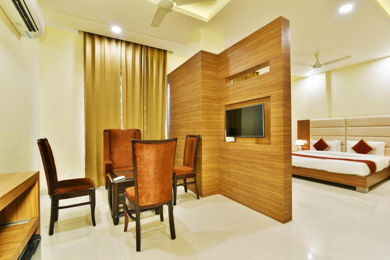 Capital O 8510 Welcome Inn Amritsar Extérieur photo