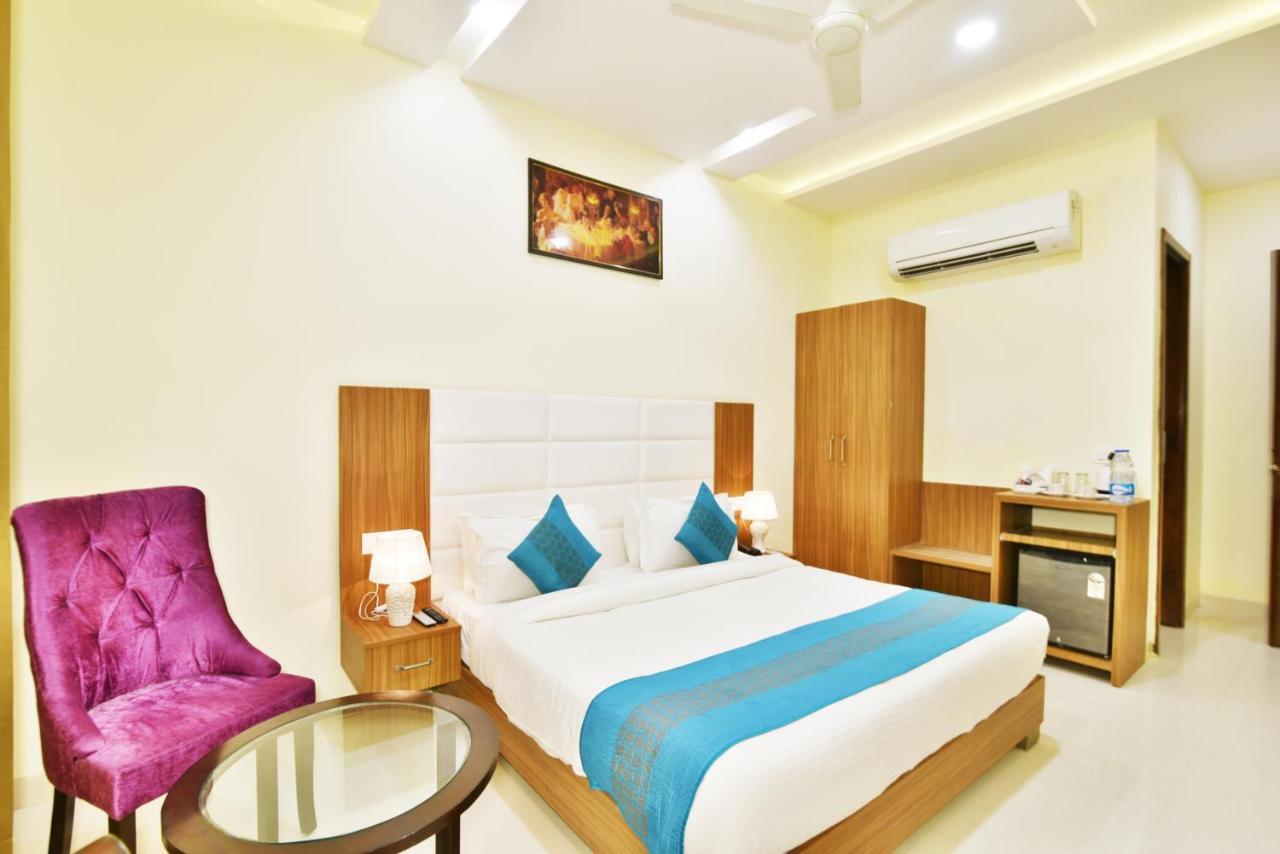 Capital O 8510 Welcome Inn Amritsar Extérieur photo